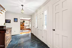 508 Foxhall St, Raleigh, NC 27609 - Photo 9