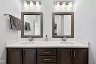 564 Crooked Pine Dr, Cary, NC 27519 - Photo 31