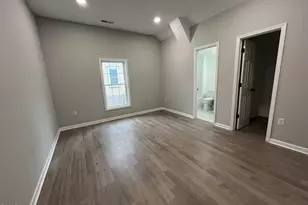 110 N Sellers St, Selma, NC 27576 - Photo 9