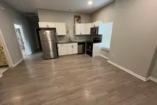 110 N Sellers St, Selma, NC 27576 - Photo 3