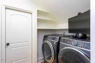 10120 Lobley Hill Ln, Raleigh, NC 27613 - Photo 31