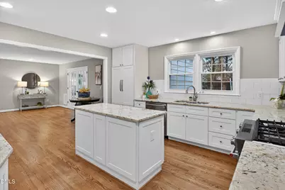 614 Churchill Drive, Chapel Hill, NC 27517 - Photo 9