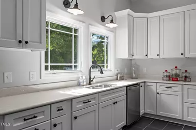 202 W Main Street, Sanford, NC 27332 - Photo 29