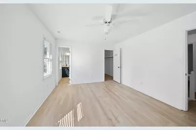 6108 New Market Way, Raleigh, NC 27609 - Photo 23