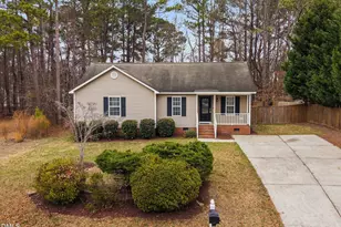 935 S Willhaven Dr, Fuquay-Varina, NC 27526 - Photo 1