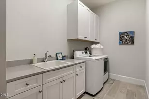 8304 Leyburn Ct, Raleigh, NC 27615 - Photo 25