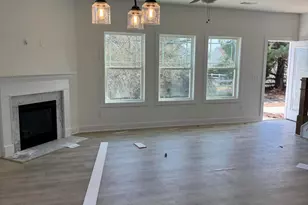 21 Joyner Park Dr, Rocky Mount, NC 27803 - Photo 3