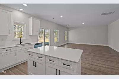 12460 Gameland Drive, Laurinburg, NC 28352 - Photo 11