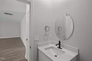 12460 Gameland Dr, Laurinburg, NC 28352 - Photo 15