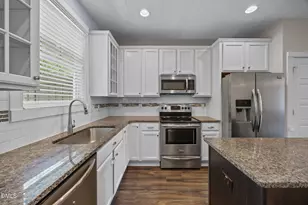 2791 Stone Rock Dr, Raleigh, NC 27604 - Photo 5