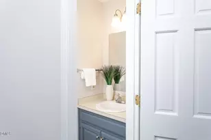 203 Wood Hollow Dr, Cary, NC 27513 - Photo 13