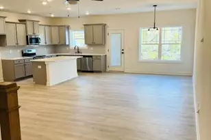 27 Joyner Park Dr, Rocky Mount, NC 27803 - Photo 9