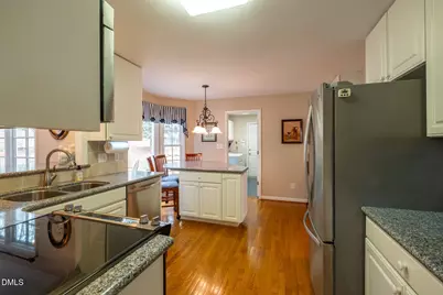 113 Sudbury Lane, Chapel Hill, NC 27516 - Photo 9