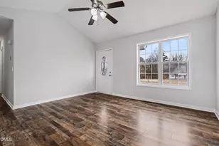 104 Tower Dr, Angier, NC 27501 - Photo 5