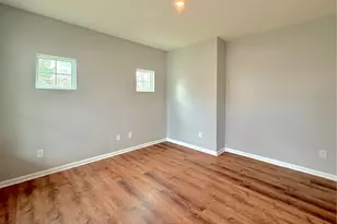 114 Sutherland Dr, Sanford, NC 27330 - Photo 11