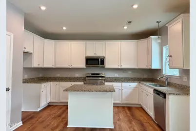 114 Sutherland Drive, Sanford, NC 27330 - Photo 9