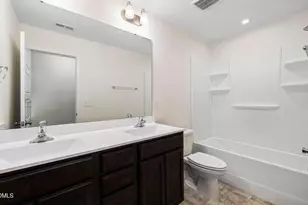 114 Sutherland Dr, Sanford, NC 27330 - Photo 17