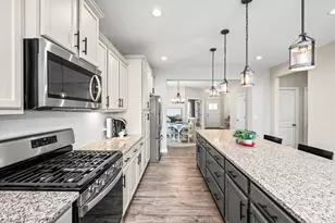 1306 Andover Wood Rd, Fuquay-Varina, NC 27526 - Photo 7