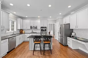 502 Frontgate Dr, Cary, NC 27519 - Photo 17