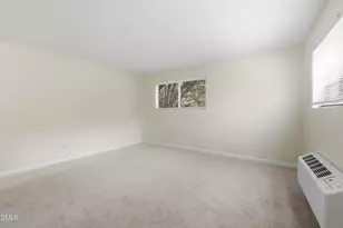 4 Shepherd Ln, Chapel Hill, NC 27514 - Photo 5