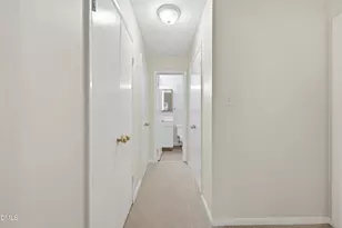 4 Shepherd Ln, Chapel Hill, NC 27514 - Photo 7