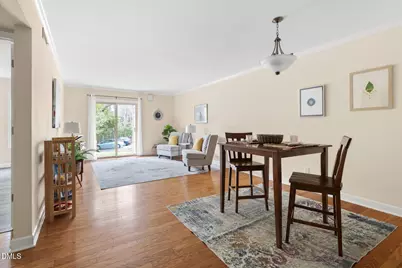 1513 E Franklin Street #Bldg F Unit 123, Chapel Hill, NC 27514 - Photo 5