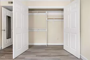 1513 E Franklin St, Chapel Hill, NC 27514 - Photo 21