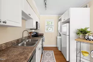 1513 E Franklin St, Chapel Hill, NC 27514 - Photo 9