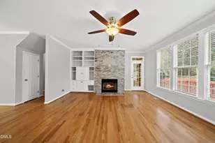 208 Waverly Dr, Clayton, NC 27527 - Photo 9