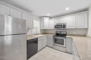 226 Lakeview Dr, Spring Lake, NC 28390 - Photo 11