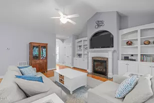 1132 Crystal Water Dr, Fuquay Varina, NC 27526 - Photo 9
