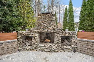 405 Jewell Dr, Chapel Hill, NC 27516 - Photo 19