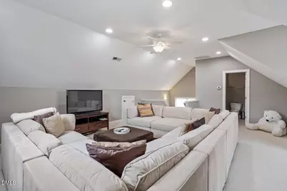 405 Jewell Drive, Chapel Hill, NC 27516 - Photo 47