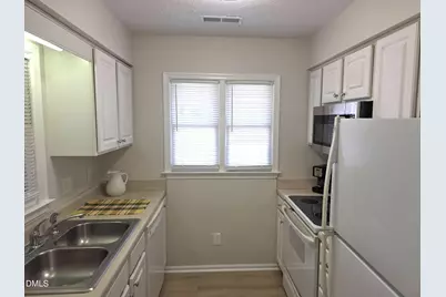 2811 Edridge Court #202, Raleigh, NC 27612 - Photo 3