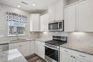 256 Summer Ranch Dr, Fuquay Varina, NC 27526 - Photo 9