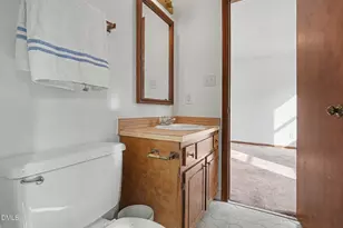 405 Glen Bonnie Ln, Cary, NC 27511 - Photo 23