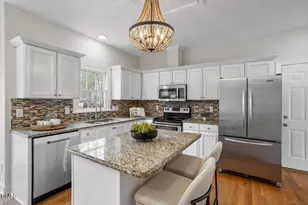 410 Widdington Ln, Cary, NC 27519 - Photo 11