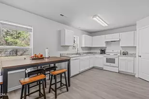 170 Fawnbrook Dr, Four Oaks, NC 27524 - Photo 9