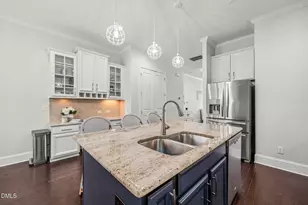 3604 Julia Ln, Raleigh, NC 27609 - Photo 9