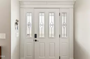 16 Gwendolyn Way, Fuquay Varina, NC 27526 - Photo 5