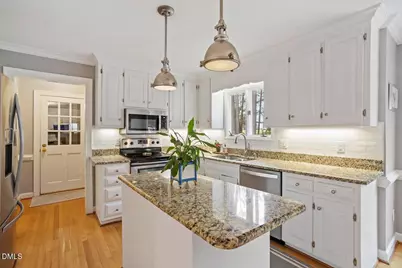 6128 Chowning Court, Raleigh, NC 27612 - Photo 11