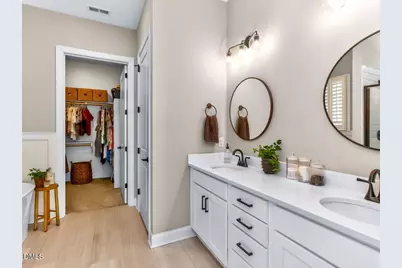 2904 Meadow Bluffs Way, Fuquay-Varina, NC 27526 - Photo 19