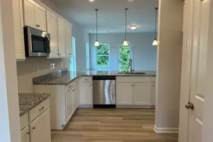 25 W American Marigold Dr, Benson, NC 27504 - Photo 7