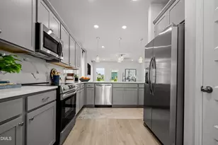 25 W American Marigold Dr, Benson, NC 27504 - Photo 7