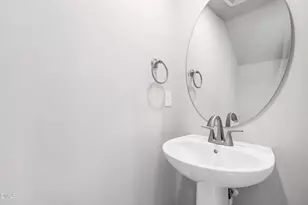 10549 Pleasant Br Dr, Raleigh, NC 27614 - Photo 9