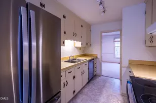 3055 Wycliff Rd, Raleigh, NC 27607 - Photo 11