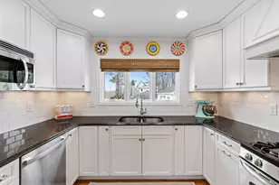 2139 Ridge Rd, Raleigh, NC 27607 - Photo 3