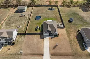 343 Highland Rhodes Dr, Clayton, NC 27520 - Photo 37