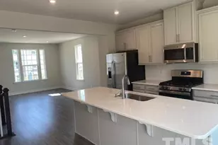 511 Autumn Cure Ct, Fuquay Varina, NC 27526 - Photo 9