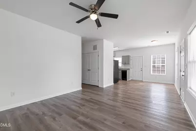 821 S 5th Street, Smithfield, NC 27577 - Photo 5